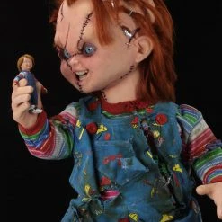 NECA - Bride Of Chucky - 1:1 Replica - Life-Size Chucky