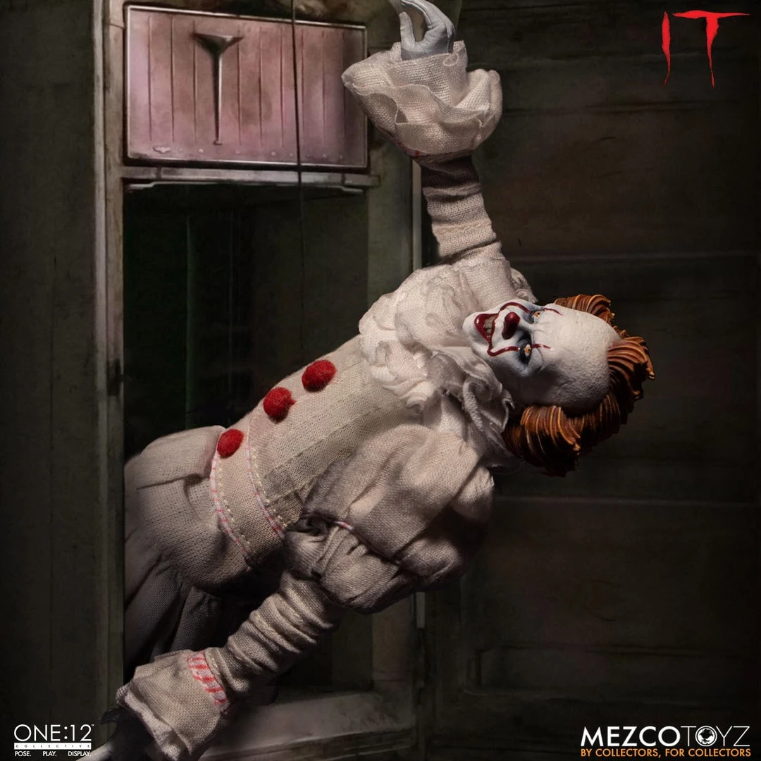 Mezco Pennywise IT 2017 Figure One:12 Collective