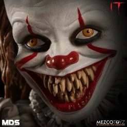Mezco IT: Pennywise Designer Series Deluxe Action Figure