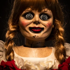 The Conjuring Annabelle One To One Scale Doll By Trick Or Treat Studios