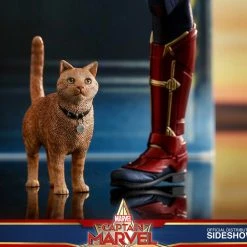 Hot Toys Limited Hot Toys Captain Marvel Deluxe Version Sixth Scale Figure