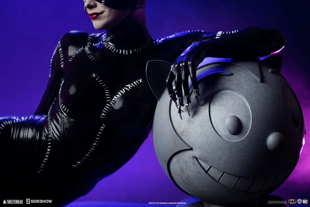 TweeterHead Catwoman Batman Returns Maquette