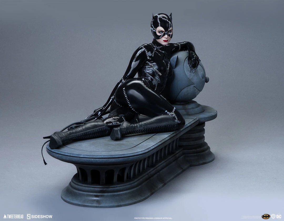 TweeterHead Catwoman Batman Returns Maquette