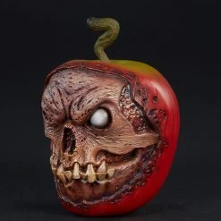 Sideshow Collectibles Court Of The Dead Skull Apple (Rotten Version)