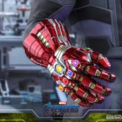 Hot Toys Hulk Avengers: Endgame Sixth Scale Figure Hot Toys Limited