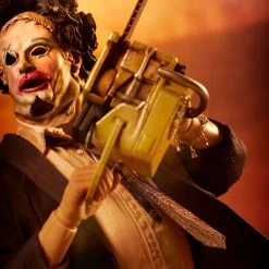 Sideshow Collectibles Halloween Texas Chainsaw Massacre 1974 Pretty Woman Leatherface Sixth Scale Figure