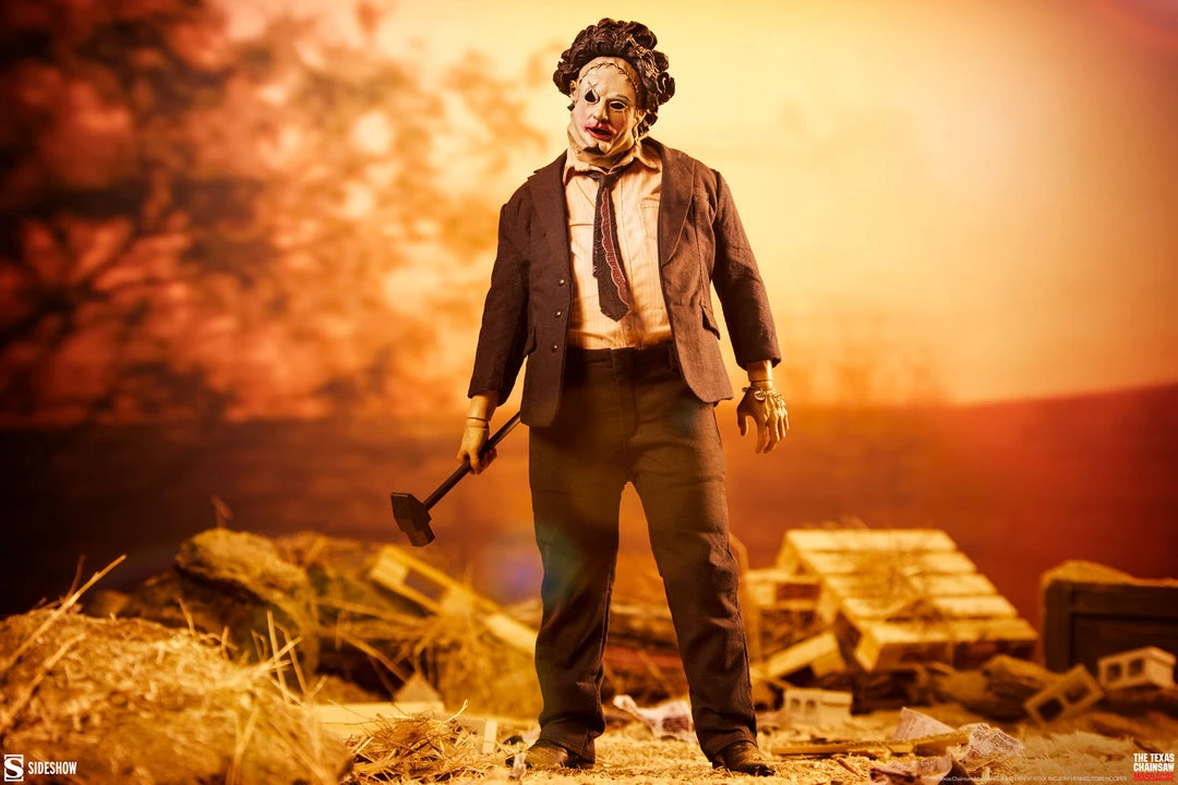 Sideshow Collectibles Halloween Texas Chainsaw Massacre 1974 Pretty Woman Leatherface Sixth Scale Figure