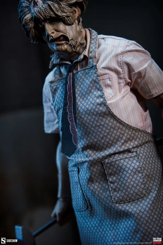 Sideshow Collectibles Halloween Texas Chainsaw Massacre 1974 Pretty Woman Leatherface Sixth Scale Figure