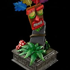 First 4 Figures Crash Bandicoot Mini Aku Aku Mask Statue