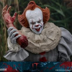 Hot Toys Pennywise IT Chapter Two Sixth Scale Figure Hot Toys Limited