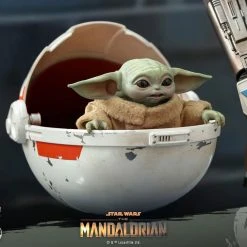 Hot Toys Star Wars Mandalorian The Child 1/4 Scale Figure