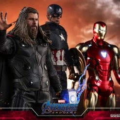 Hot Toys Thor Avengers: Endgame Sixth Scale Figure