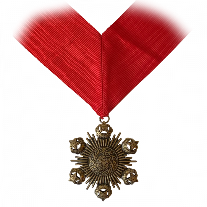 Trick Or Treat Studios Dracula Medallion Replica Universal Monsters